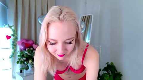 Audrey online show from February 10, 8:39 am