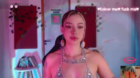 Sakura online show from November 28, 5:15 am