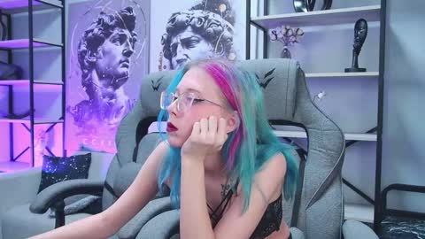 sakurabliss online show from December 5, 2:55 am