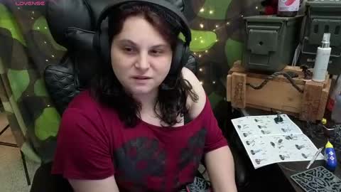 salacious_bunny online show from May 1, 9:31 pm