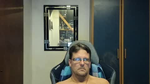 salichris online show from July 25, 7:56 pm