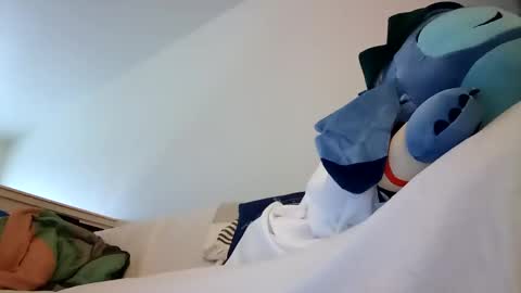 salis1981 online show from February 1, 5:58 pm