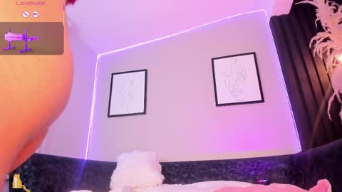  Sally White  online show from December 2, 3:16 am