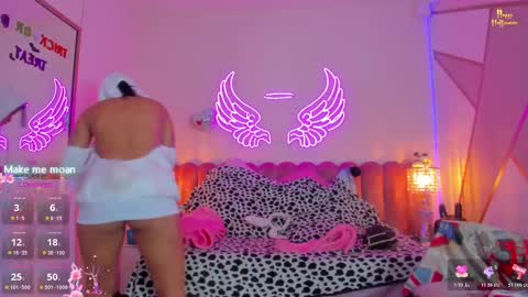 miss Sally online every night from 1am to 8am  Colombia time online show from October 31, 10:04 am