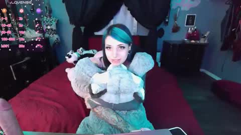 sallylynnxx online show from January 13, 7:16 am