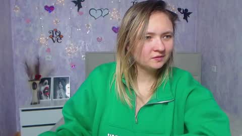 Sally online show from February 25, 4:03 am