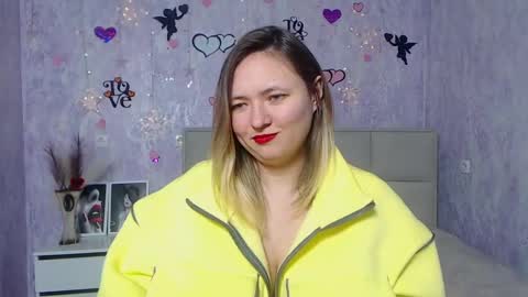 Sally online show from February 25, 9:48 pm