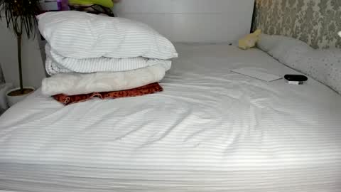 SalmaRoth online show from February 10, 6:03 pm