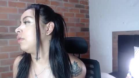   online show from February 5, 7:50 pm