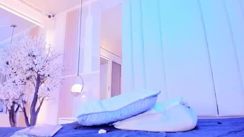  Salome benz online show from January 31, 9:45 pm