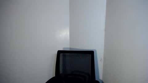 salsallera69x online show from June 13, 11:31 am