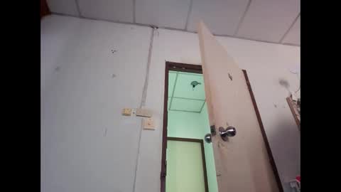 salsapaulus online show from March 1, 9:35 am