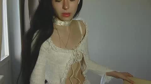 SaltedCaramely online show from March 21, 10:09 am