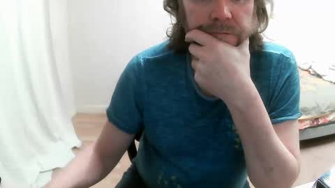 Saltimbanquier  Salt  ou  Banquier  online show from February 14, 7:07 am