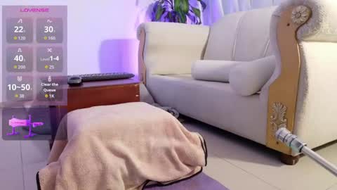 saly_moon1 online show from July 1, 12:19 am