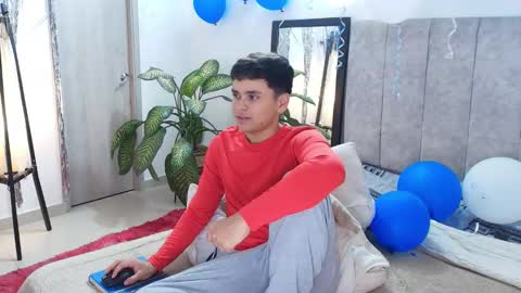 sam_tnt9 online show from March 25, 5:03 am