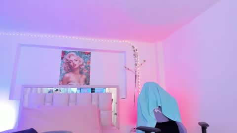 Samanta online show from November 17, 10:40 am