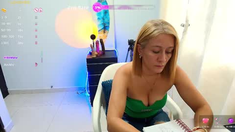 Samanta Stone online show from December 3, 9:26 pm