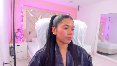 sam  online show from March 19, 2:50 am