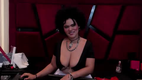 Samanta online show from November 25, 2:10 am