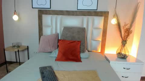 Samanta Vee online show from December 1, 11:41 am