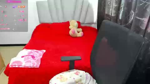 Samantha  online show from October 16, 5:12 pm