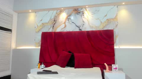 samantha_dessire online show from March 23, 4:23 pm