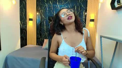   online show from May 11, 11:17 am