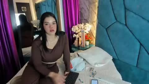 Ashley Giseth Arenas Molina online show from August 3, 2:12 pm