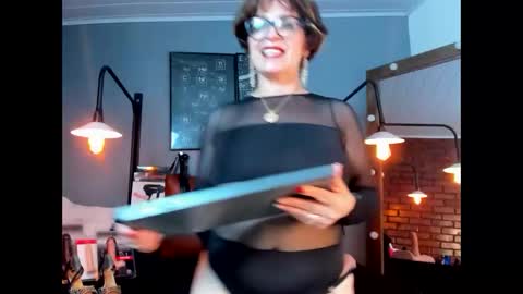 Sam online show from April 11, 7:56 am