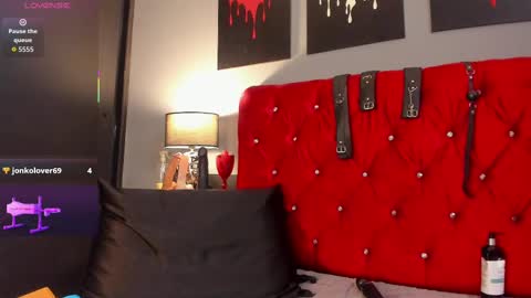 Snapshot of samantha_mouret chatting on October 23, 7:48 pm SAMANTHA online show from October 23, 7:48 pm