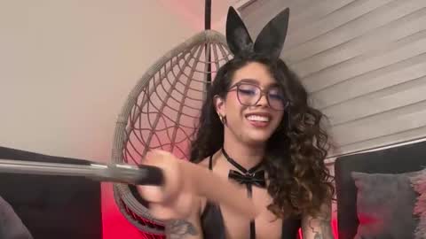 Samantha Bernardo online show from April 6, 4:43 am