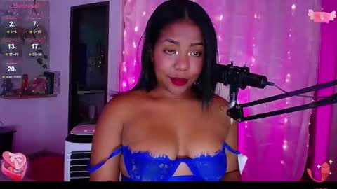 Samantha Bloom  online show from February 7, 12:42 am