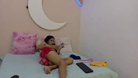 samanthalaurent online show from July 28, 8:52 pm