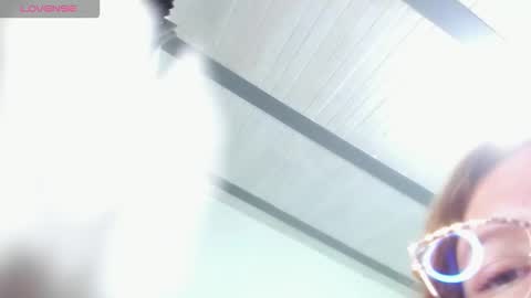 Samantha samy online show from November 2, 11:27 pm