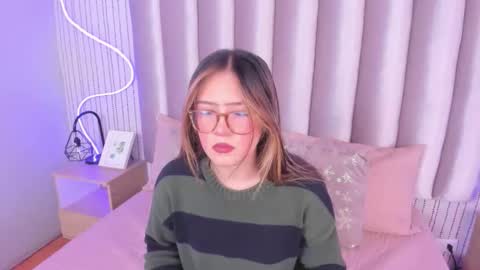 Alejandra  online show from November 22, 12:36 pm