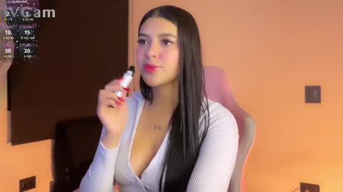 Snapshot of samara_lam chatting on January 7, 10:11 am Sammy  online show from January 7, 10:11 am