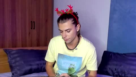 Fansly -       Top4fans   online show from January 4, 4:00 pm