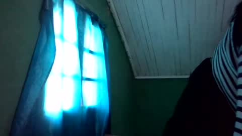samiah768293 online show from June 12, 5:28 am