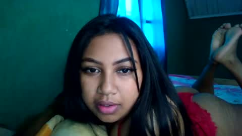 samiah768293 online show from June 13, 6:13 am