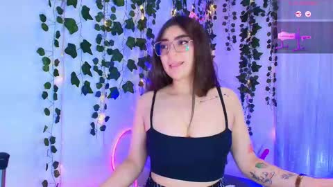 samii evans  online show from November 30, 7:54 pm