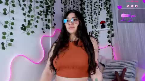 samii evans  online show from July 23, 3:26 am