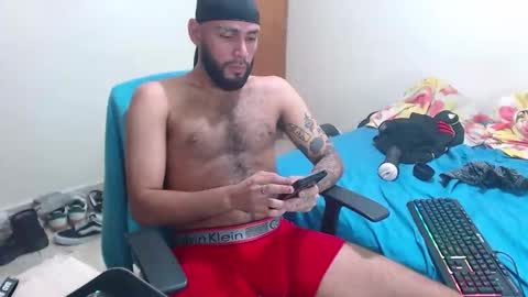 samir_music_ online show from November 11, 8:11 pm