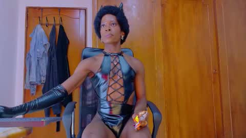 samirths_boy_ online show from March 10, 8:35 pm