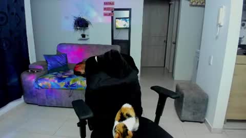 SARA online show from June 20, 3:02 am