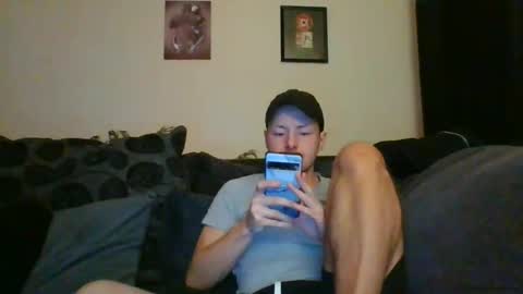 sexy lad looking for fun online show from January 25, 7:39 pm