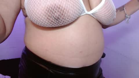 Samantha online show from January 17, 1:04 am