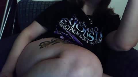 Snapshot of sammy_lyn chatting on September 23, 6:14 pm Sam online show from September 23, 6:14 pm