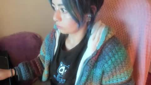   online show from February 7, 9:12 am