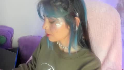   online show from March 15, 12:08 pm